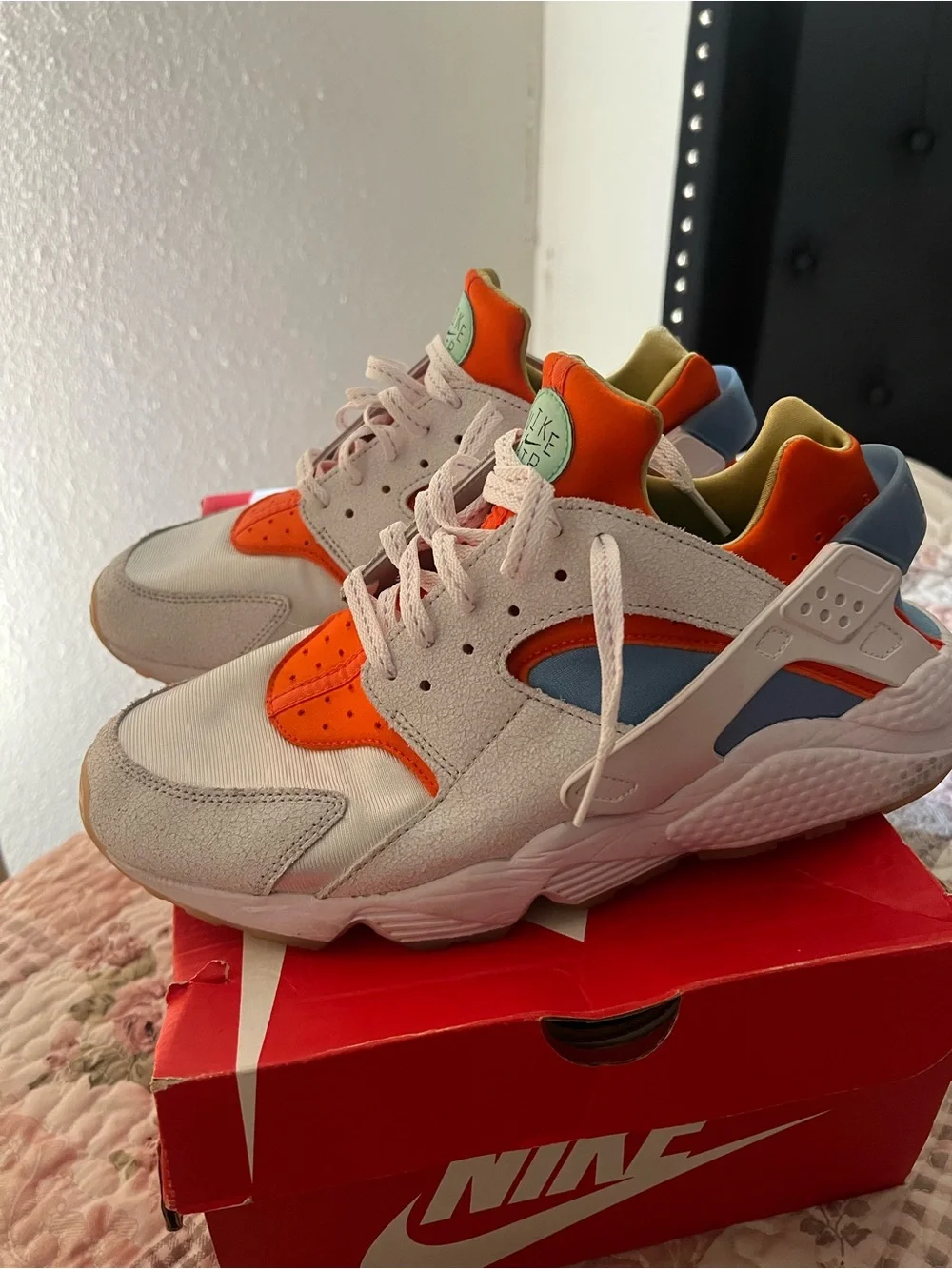 Nike Air Huarache 'White Safety Orange'